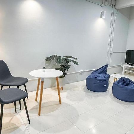 Shapel Hostel And Cafe チエンマイ エクステリア 写真